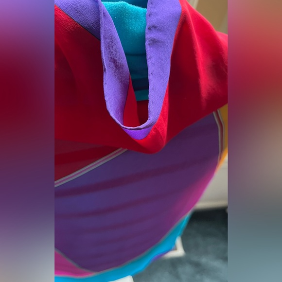 YvesSaintLaurent 100% Silk Scarf. Multicolor. Hand Rolled. Made in Italy. - Picture 3 of 15